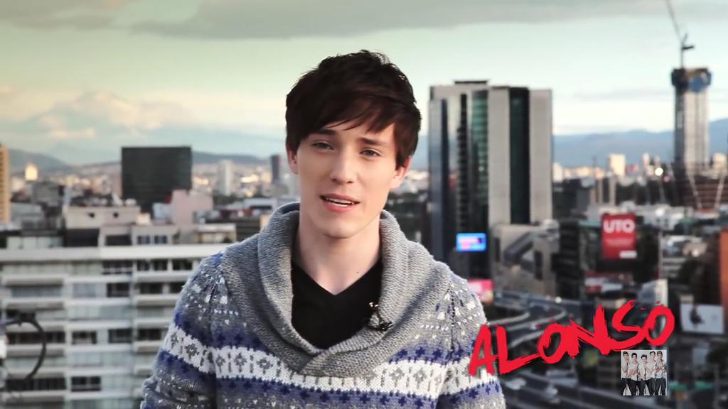 OyeVillalpando's tweet photo. “Hola soy Alonso, tengo 17 y curso el último año de prepa”
#UnaPecaMásAlonso http://t.co/iYoFqZNyen