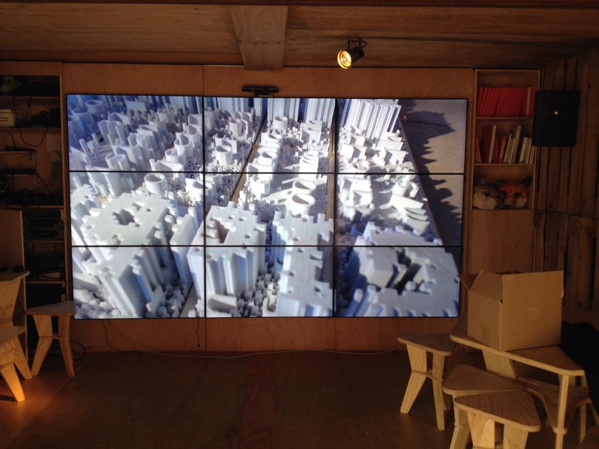 Aujourd'hui à 18 h vernissage du projet EREB ASSOU <a href="/CafeEuropa_Mons/">Café Europa Mons</a> @MONS2015