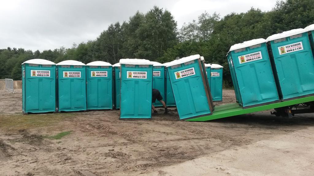 Here are the toilets !