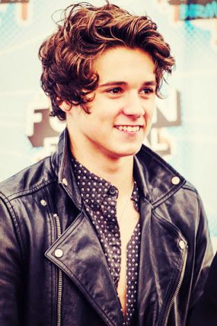 Happy happy birthday Bradley Will Simpson!!! I\m so proud of you. Love you so much      