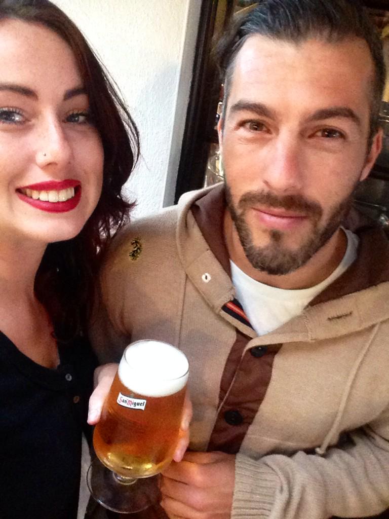 AlexBurrowsMcG's tweet photo. Perfect anniversary <3 http://t.co/bBoiUwtKEF