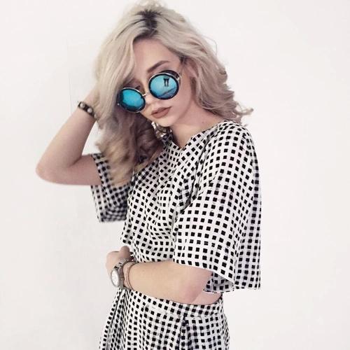  HAPPY BIRTHDAY AMANDA!!!! hope you have a lovely day  