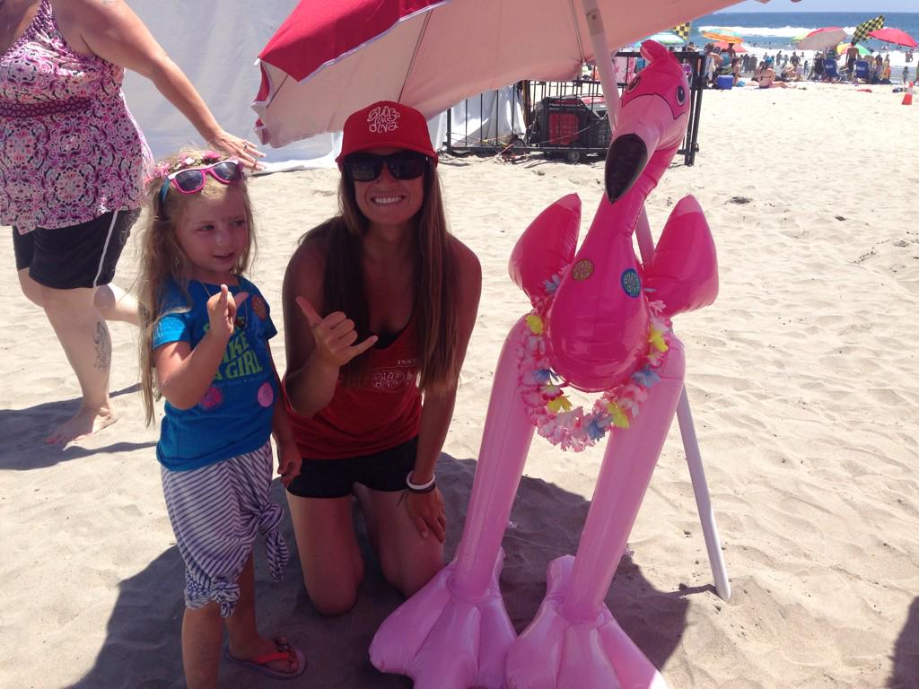 TheLisaMorabito's tweet photo. #surfdiva #Surf Met up with one of Soph's surf instructors at #supergirlSurfProCompetition http://t.co/s0MKTROBRR