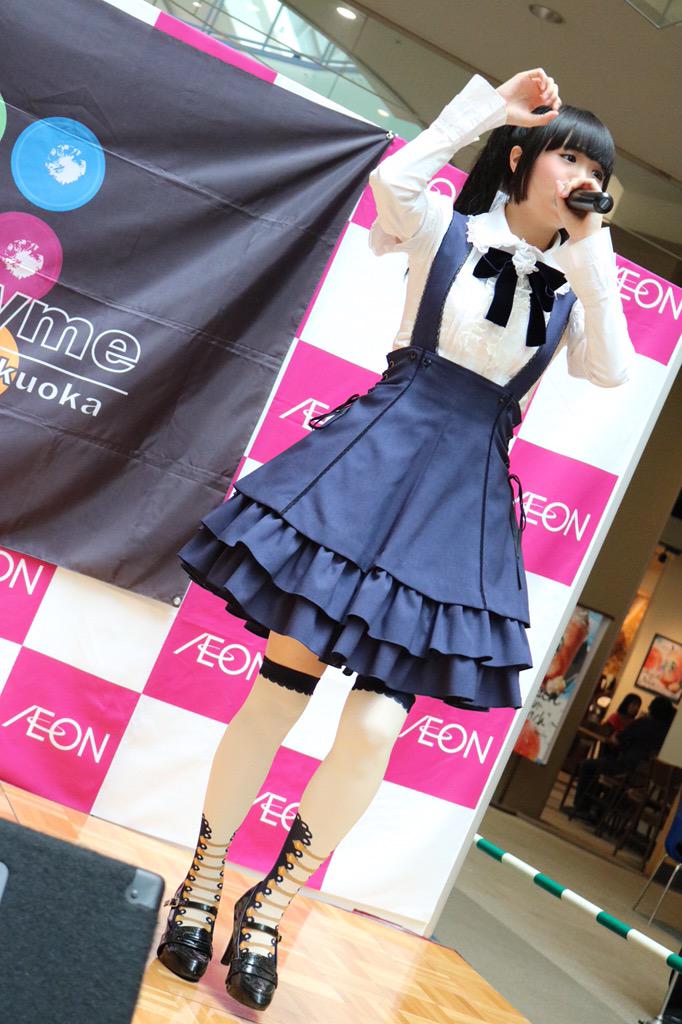 pinkbubu69's tweet photo. 2015年8月5日FantaRhymeの2作同時発売のシングル予約会のミニライブ！

#FantaRhyme
#OneMillionTimes
#映画の中で恋をしよう
#タワーレコード若松店 http://t.co/wzG5fPijJ1