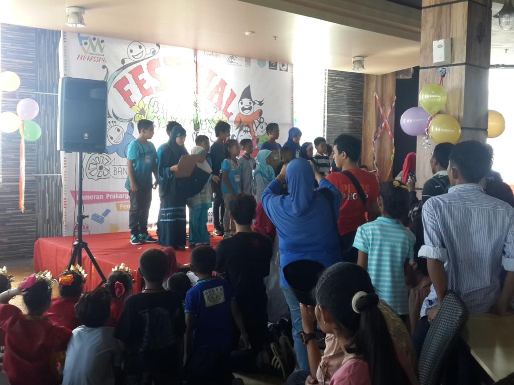 SobatLemina's tweet image. Penampilan keren adik-adik kospling di #FestivalAnakMKS @MalRatuIndah @SupirPete2