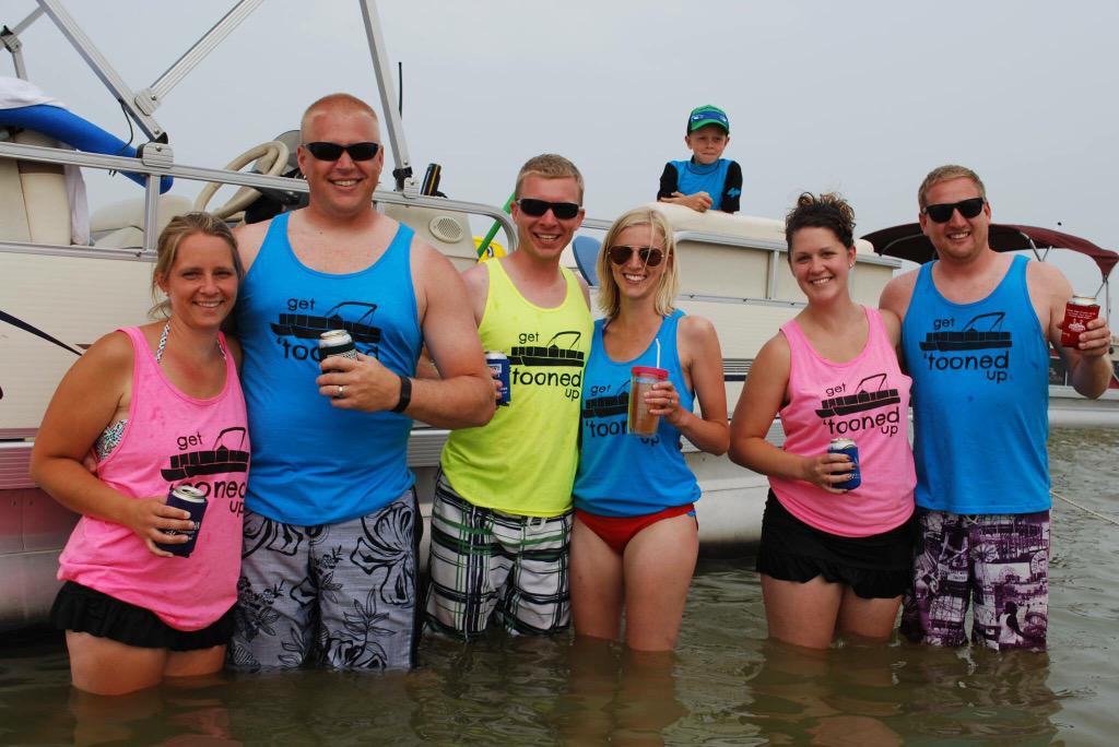 involvedtees's tweet photo. All sort of #GetToonedUp love... 🌊⚓️☀️😎🚤🍻🍻🍻🍻🍻🍻🍻🍻👍🏼 | http://t.co/AwdSqWbNSK | #involvedtees http://t.co/eLB4R8qoEV