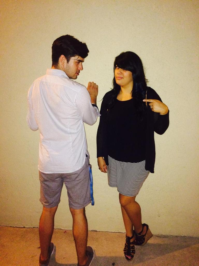 vanessarivas191's tweet photo. Benjamin being himself and me trying to figure out what he's doing.. 😂 http://t.co/hkfxsWgO2l