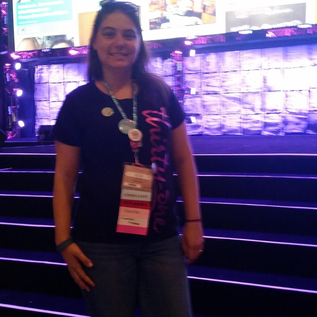 So excited for Praise &amp; worship this morning!!! Followed by General Session! #share31 #31conference #bettertogether