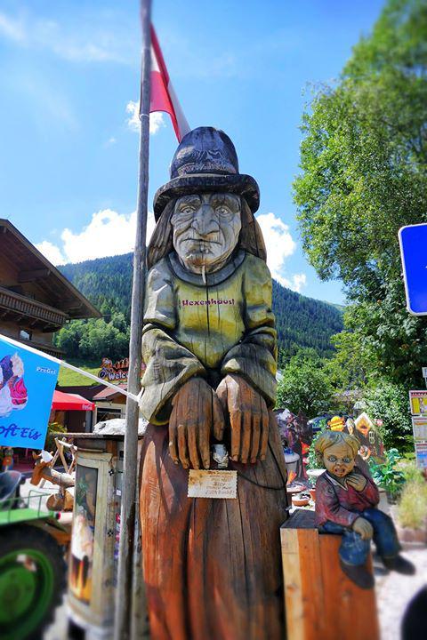 globalgrasshopr's tweet image. A folklore witch, Saalbach-Hinterglemm #12hotels ift.tt/1gmqK7H #travel