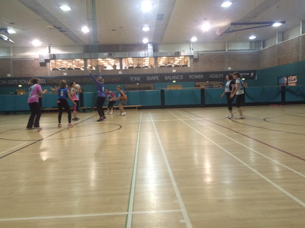 GetYourBibOn's tweet photo. Hard working session today! #netball Don't forget about the GYBO summer session this Thursday 7-845 @ Strath Uni http://t.co/dcPEMjf515