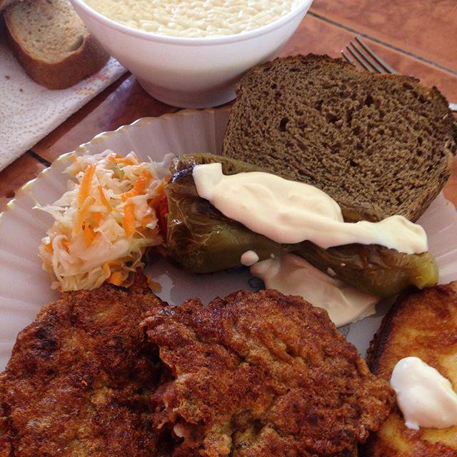 hormonarse's tweet photo. Cheaty lunch 😏 #eatfit #eatclean #eatforabs #trainhard #trainmean #behappy #bestrong #boxing #fried #lunch #cheatda… http://t.co/eVWurEMXmG