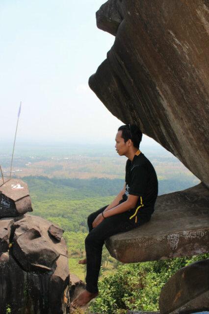 jitu_anesty's tweet photo. #batuagung kita dari alam maka kembali lagi ke alam @infotegal http://t.co/XGQBQH6E6z
