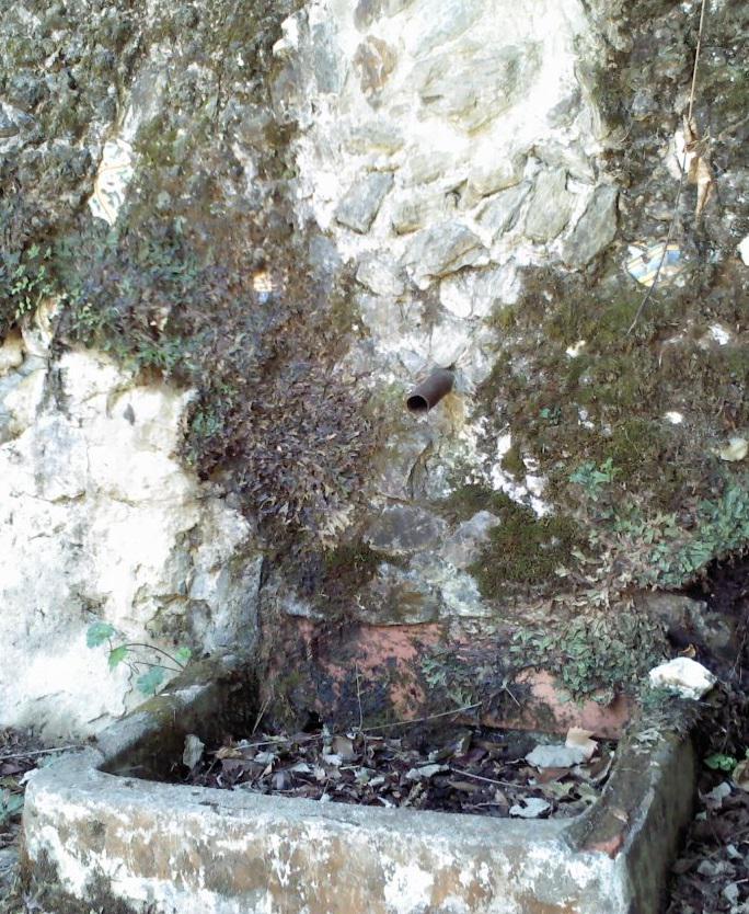 llampat's tweet image. Font dels Lleons = seca, i sense lleons. #TincSet