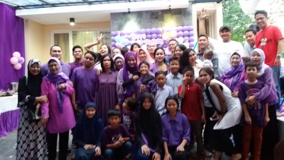 Happy brithday naficah dari keluarga besar <a href="/makverazanobia/">vera zanobia sukari</a> <a href="/NoviantiSukari/">novianti</a>