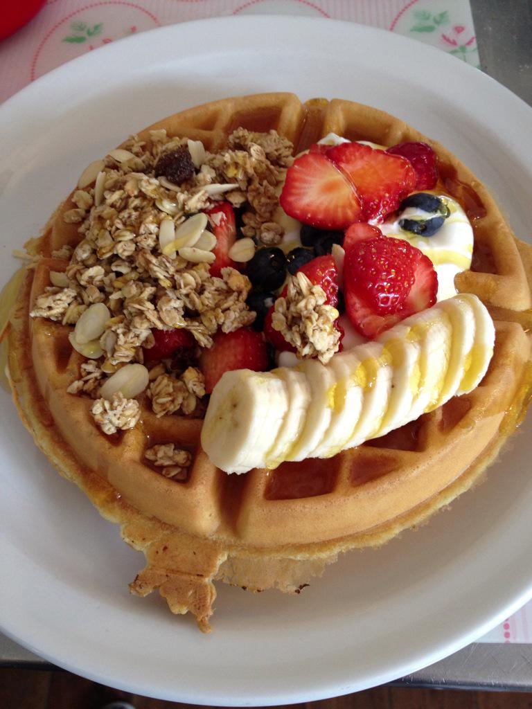 Friutygran. Come for a lazy Sunday breakfast <a href="/simply_chscake/">Simply Cheesecake</a> <a href="/MOTBF/">Memories of the Blackforest</a> @wyliesPIESRUs