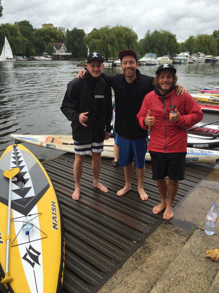ThamesPaddle's tweet photo. Team @TTRide hitting the #thamespaddle @Max_Errant @LWOLewis http://t.co/Ngm1XUKHIf