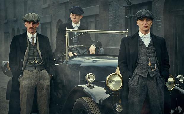 PeakyBlindersEs's tweet photo. Tres Hermanos. Three Brothers. #PeakyBlinders http://t.co/jY9lSEEFsz