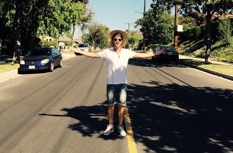 LucaFanseite's tweet photo. Happy #faenni-Day <3 http://t.co/YEMucHZBVg