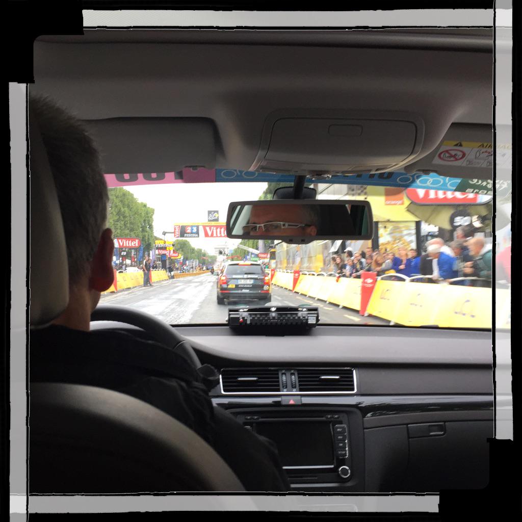 Kippenvel! In de auto over de champs-elysées.... #TDF15 #TDFutrecht