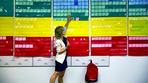 edutopia's tweet photo. This school is using data to raise the bar for student success: http://t.co/Eae9HGpc0r. #cpchat #suptchat http://t.co/oS08xsrng8