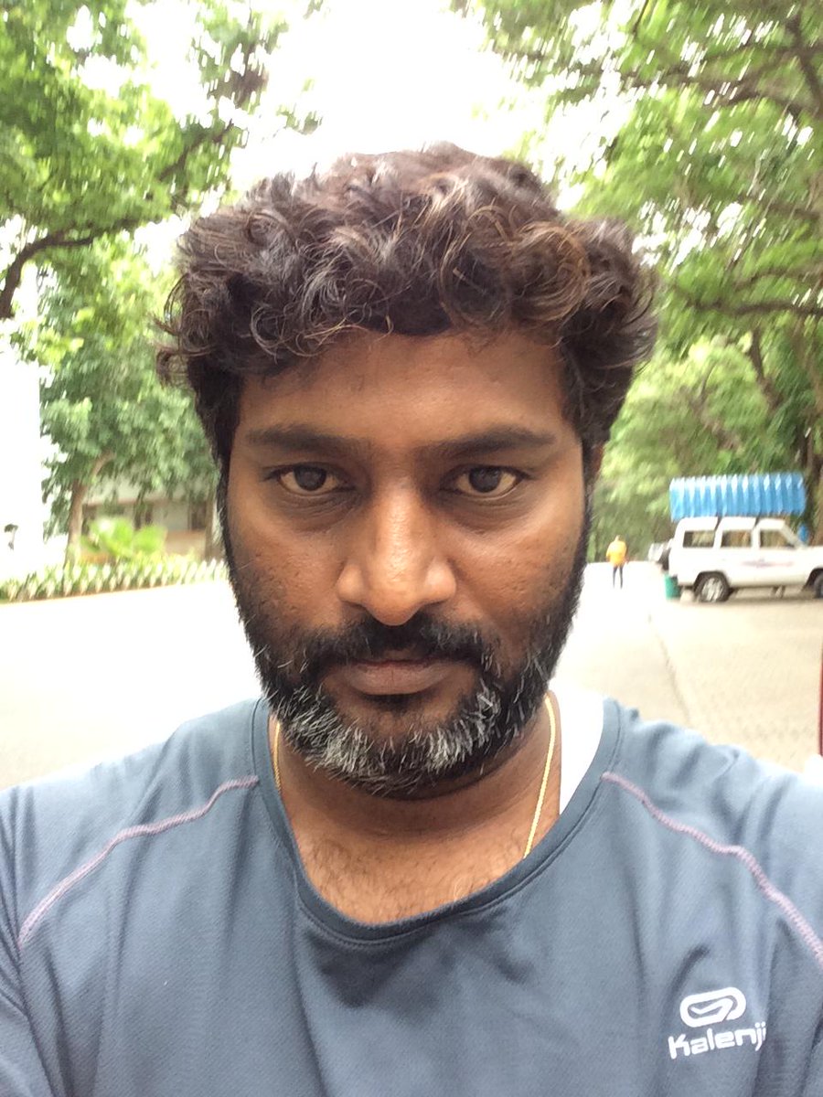 powersatish's tweet photo. @ssrajamouli Honour to Indian Film industry!!! http://t.co/pOwvFaGRGy