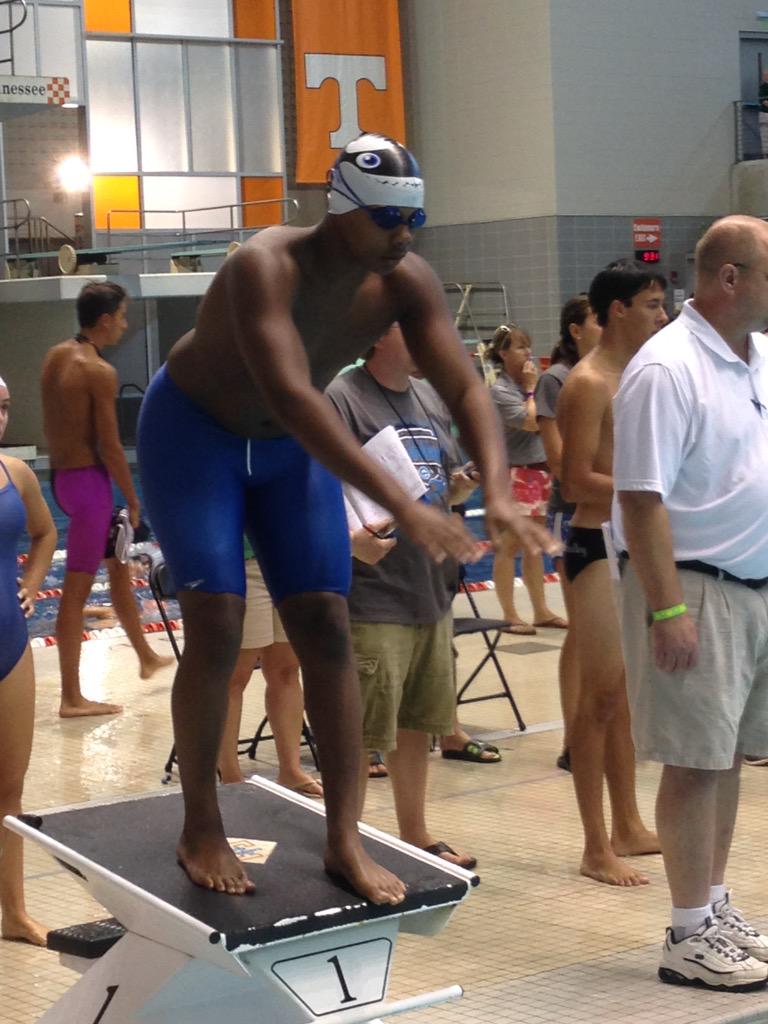 OakRidgeSwims's tweet photo. 15-18 Mixed Relay 'defense!' At anchor!! #city meet #ORCA http://t.co/ZrrvAurb5i