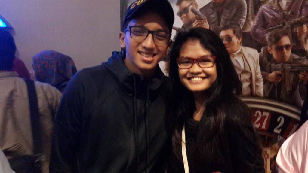 zodepi's tweet photo. @Comic8TheMovie tiba2 pemain muncul di SMB!! gk sabar part 2 nya http://t.co/6cxwcuWdei