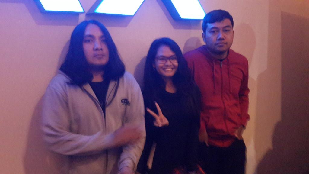 zodepi's tweet photo. @Comic8TheMovie tiba2 pemain muncul di SMB!! gk sabar part 2 nya http://t.co/6cxwcuWdei