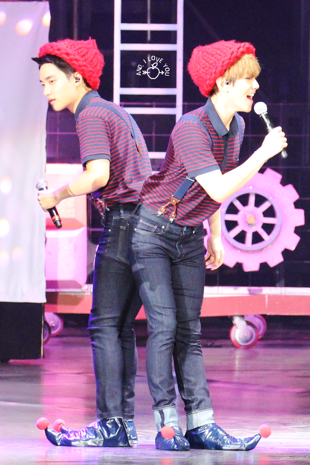 CK2J0v_UwAAcLOn.png:large