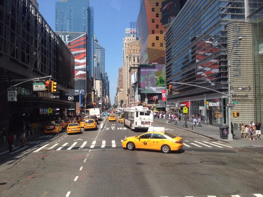Dare2ExploreNL's tweet photo. Prachtige foto's van tevreden klanten op mooie #roadtrip door #USA! #travel #d2e #lovemyjob #vakantie #roadtrip http://t.co/ze58i82U49