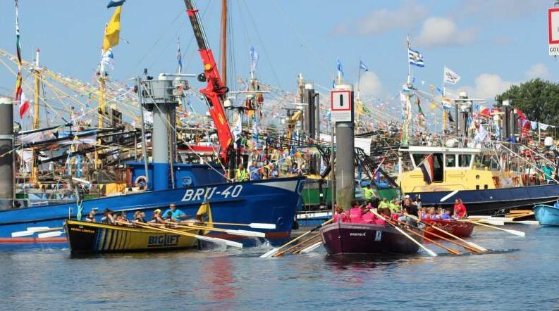 LaunchRib's tweet image. Gister alweer een week geleden, deelname aan de Mosselrace met @Masrova, heerlijk evenement #sloeproeien