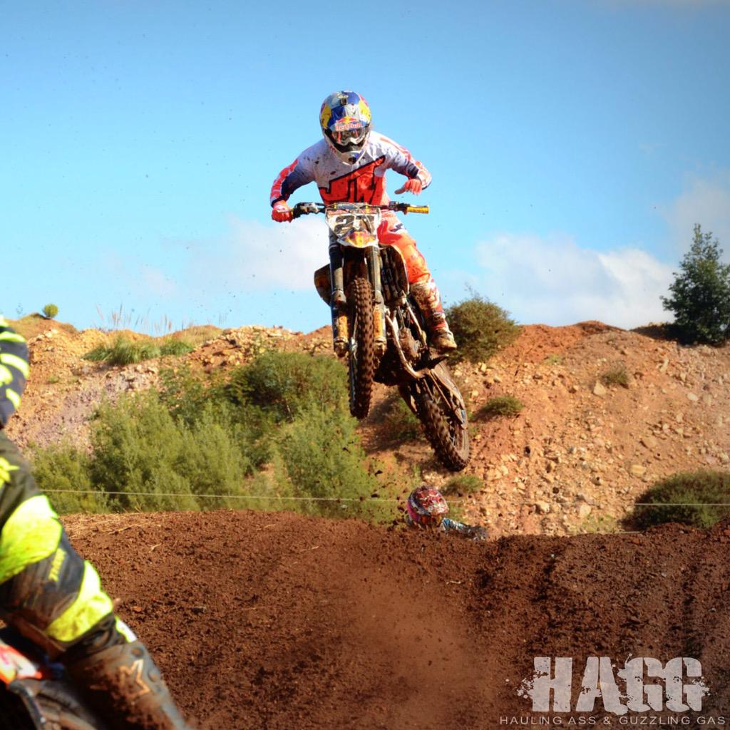 Gas_Guzzler_SA's tweet photo. @Kerimfitz108 and @AnthonyRaynard Hauling Ass at the @MXNATIONALS_SA yesterday. Great racing! 👍 #HAGG #mxsa http://t.co/wSb3VfRnXa