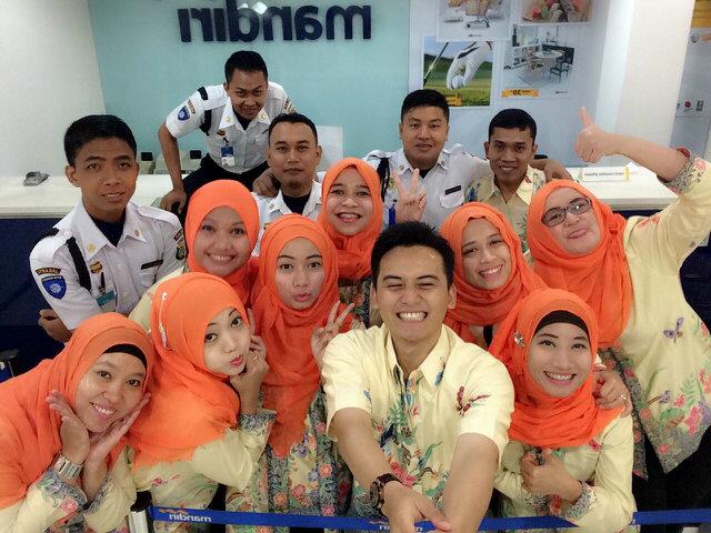 AmaliaZD's tweet photo. Kangen tim Buaran yang dulu masih komplit. http://t.co/SiqqILWuX4