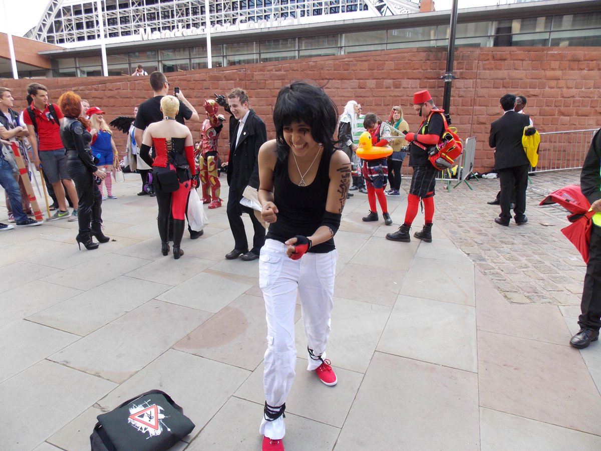 BradH094's tweet photo. #mcmmanchester #mcmMCR15 #mcmcomiccon #manchestercomiccon http://t.co/F5wDnt1bu6
