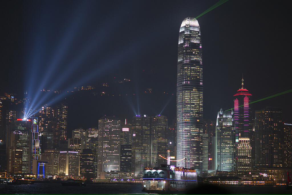 viajescom_'s tweet photo. #Hongkong es especatcular..Una variedad de cultura, economía y arquitectura impresionantes. #viajescom #viajar http://t.co/g1ftPLbxXs