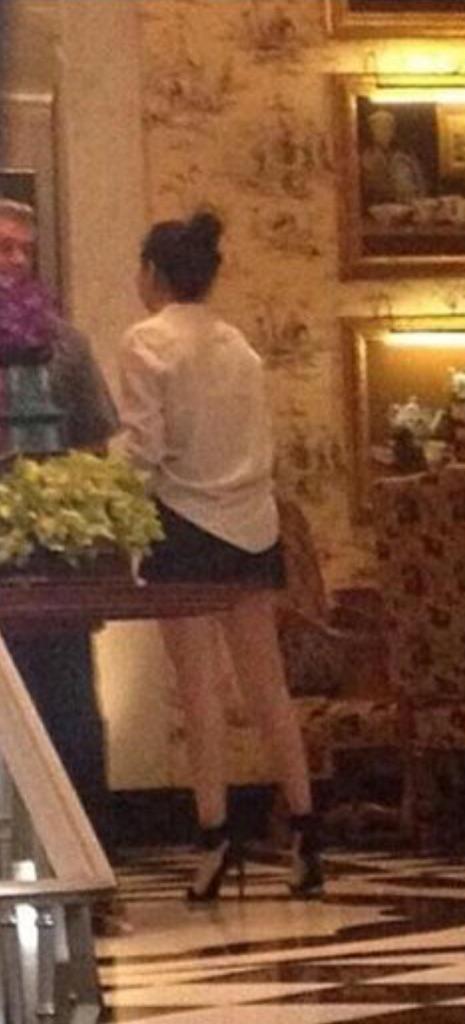 EducatedNPetty's tweet image. Really bad quality but hey it's something lol!!😩😩😂 #theshoestho