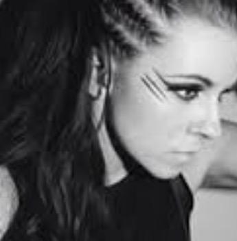 ryrorp's tweet image. // Hayley, Tay, and Lynn. 

Don't know who to tag so doing random tags ok.