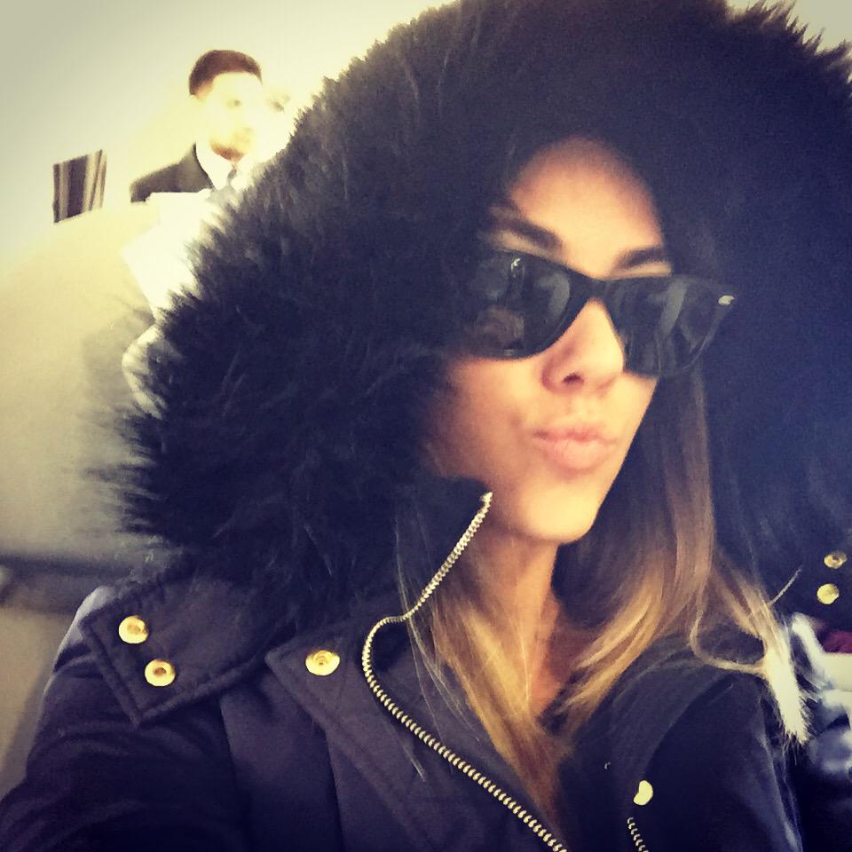 floppytesouro's tweet photo. Rumbo a Las Leñas!A conducir con todo @winterchannel @mariaungaro @laslenasresort comoda como siempre @Aerolineas_AR http://t.co/vpHoFaYbRm