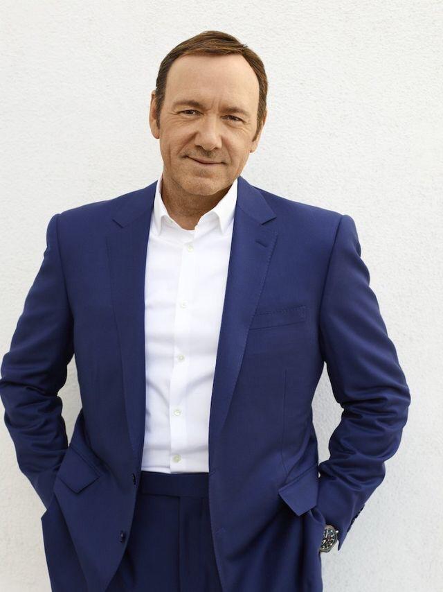 Happy 56th birthday Kevin Spacey! Too many great films to list. Also love his work on House of Cards! 