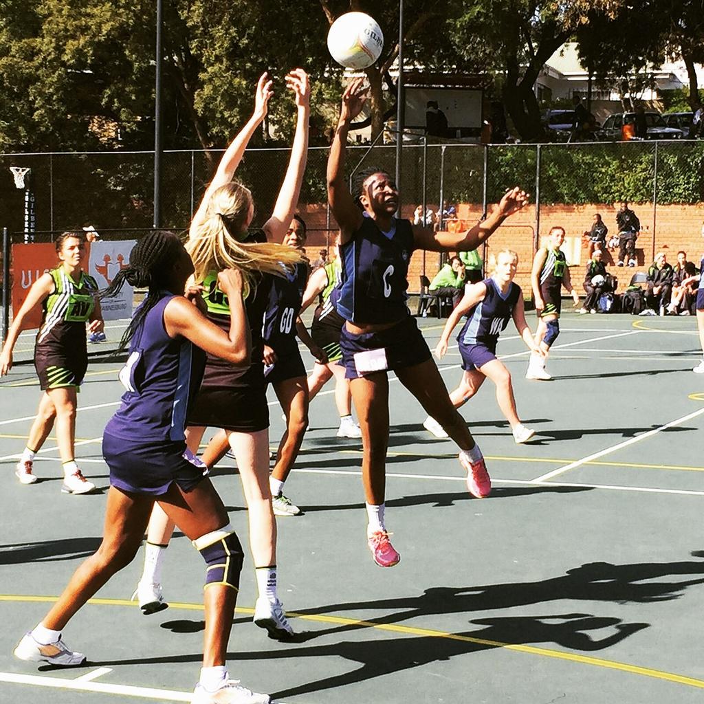 UCTNetball's tweet photo. UCT netball at their best! USSA 2015 http://t.co/ORwPoZm6mv
