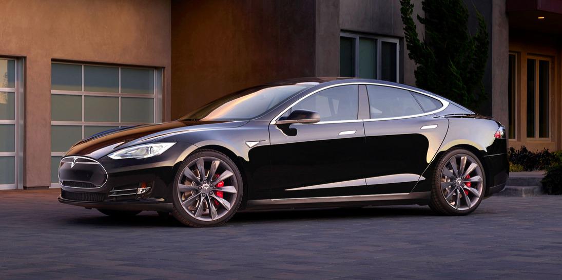 insidertechbiz's tweet photo. These 13 supercars are less Ludicrous than the new Tesla Model S http://t.co/PcmPt2iNy0 http://t.co/qCzkj37uqU