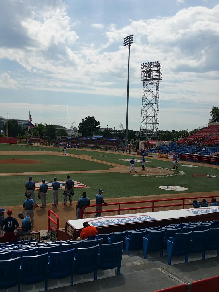 CoachDeb76's tweet photo. Beautiful morning for baseball NBC Alumni team coached by Shocker Gene Stephenson and Jim Thomas #coachingicons http://t.co/kZfPzgmsde