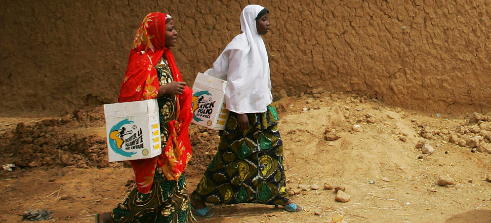 Gizmodo's tweet photo. Nigeria has been free of polio for a year: http://t.co/3TmhGr9wG6 http://t.co/PQBnDkSmJv