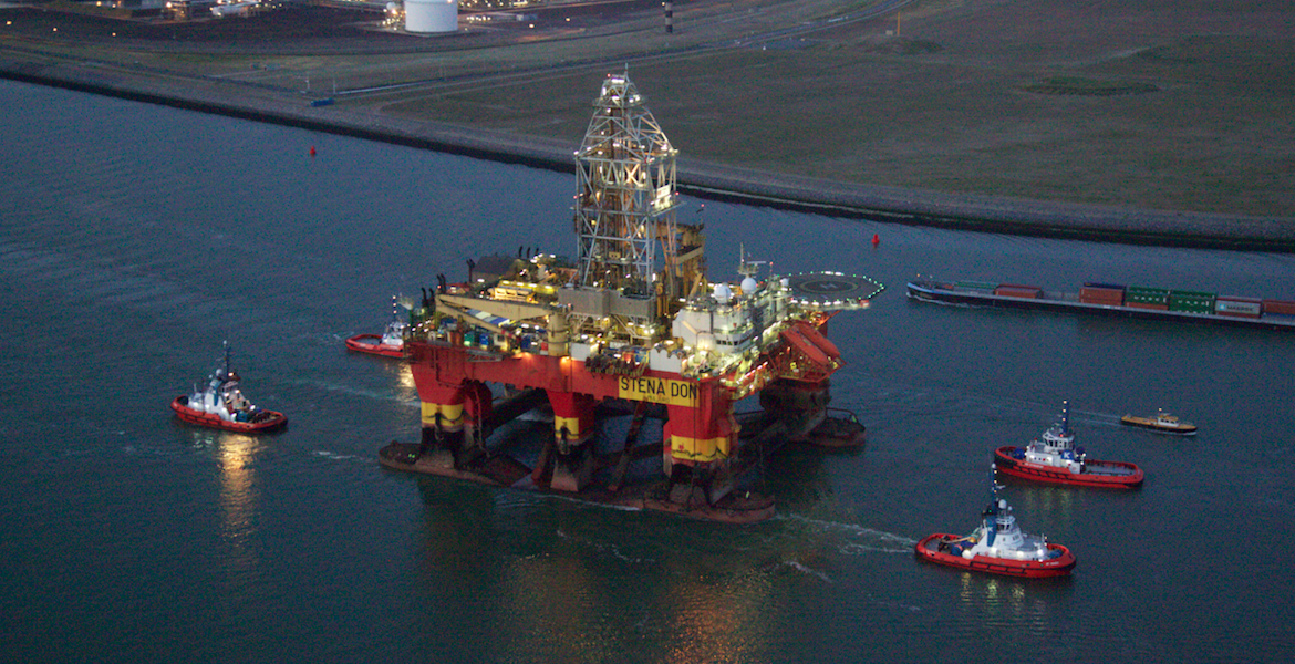 TEUbooker's tweet photo. “@kloetfoto:  nieuwe tweet @Kotug @PortOfRotterdam @Maasvlakte_2 @kloetfoto http://t.co/BTJSeRQ7NO” #NLRTM