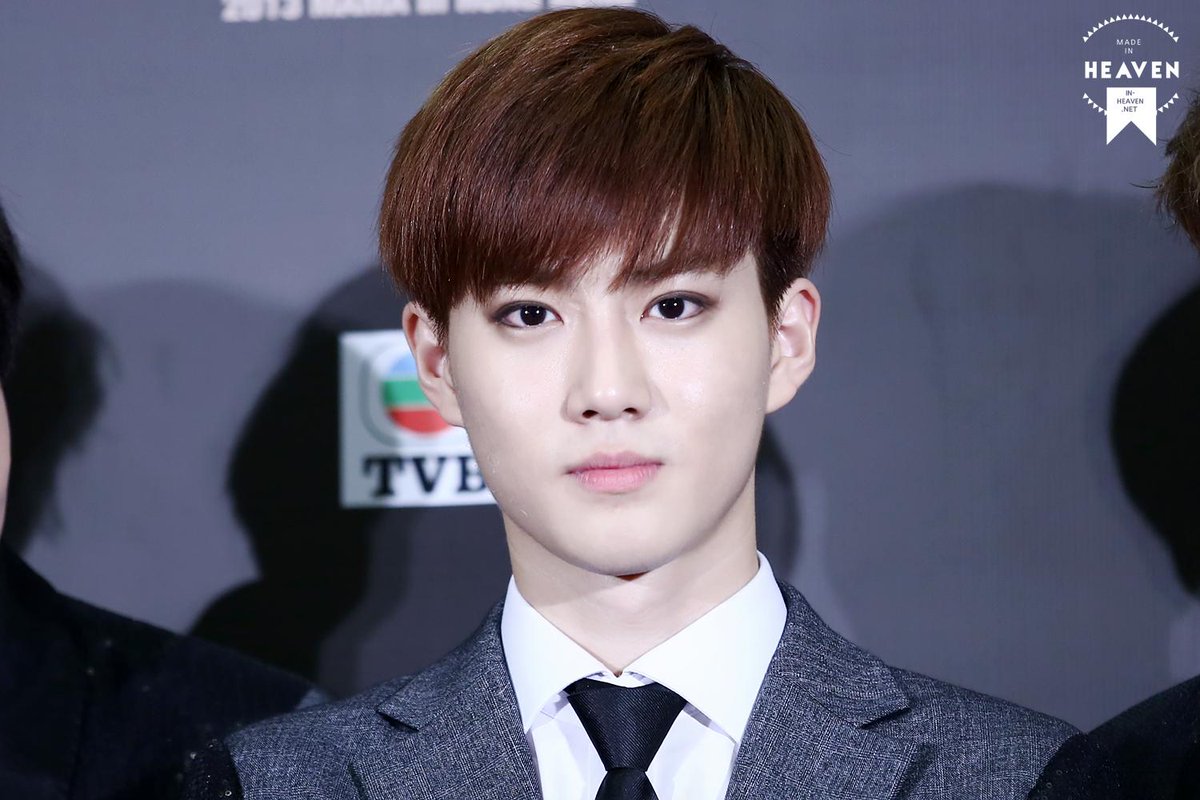 bluesherbet_'s tweet photo. สิ่งที่ชีวอนและซูโฮมีเหมือนกัน
1. รวย
2. ทำหน้านิ่งๆนั่นแหละหล่อสุด
3. หน้าไม่นิ่งปุ๊บ ตลกปั๊บ
#suhoisallaround http://t.co/Zo4eNI6os0