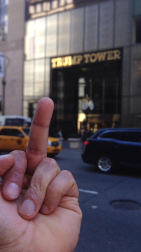 ChuyChain's tweet image. Saying hi to Don Trump while I was down in NYC.                                            Saludos para Donald Trump!
