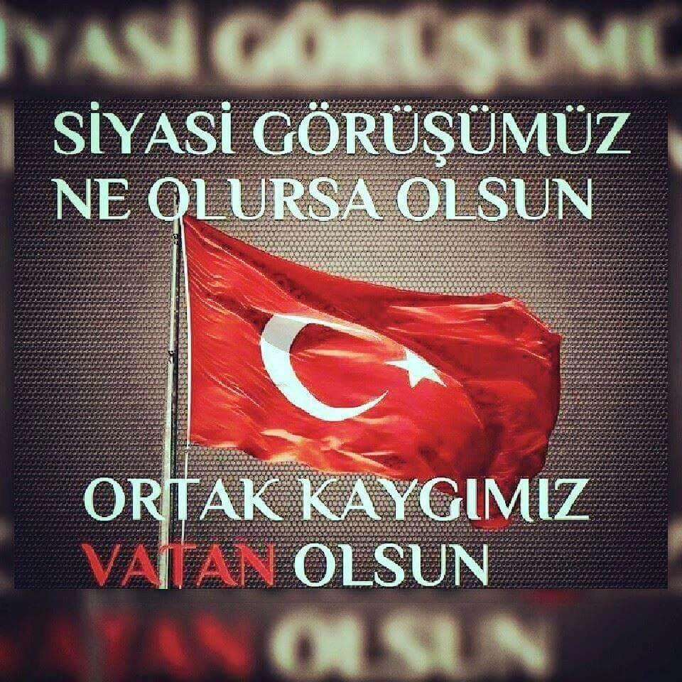 sessizgem34's tweet photo. #ŞehitlerÖlmezBuBayrakİnmez
Siyaseti Anlamayacak Kadar Küçük Olabilirim 
Ama Ölümü Ve Hainliği Kavrayacak Yaştayım! http://t.co/Ej3DF7fseS