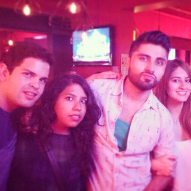 Markdeck11's tweet photo. Los amo!! 😁 http://t.co/JeVkIhj8E0