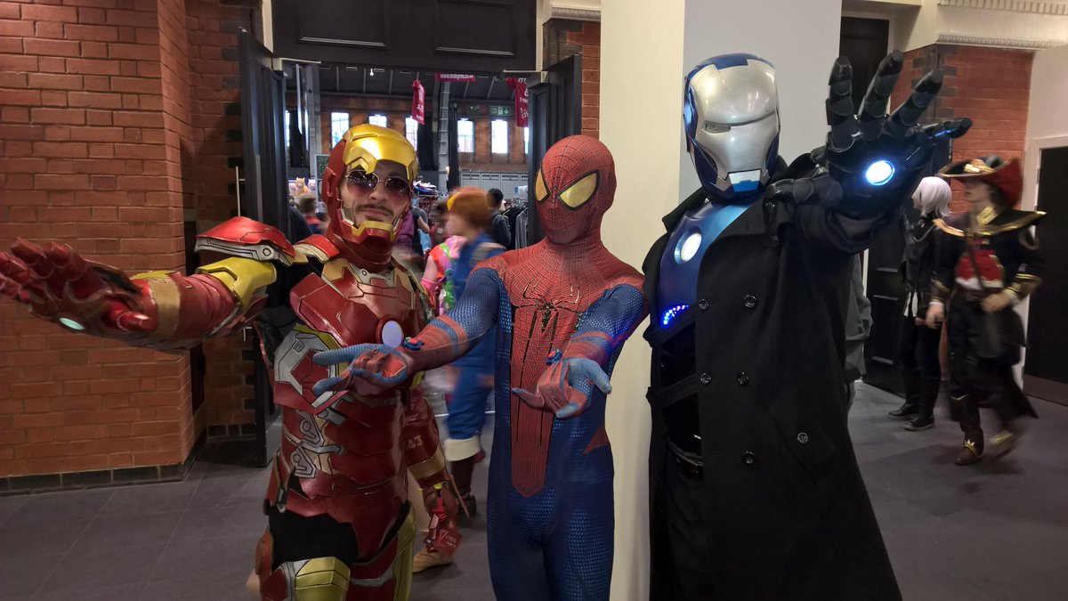 EventsInMyCity's tweet photo. Comic-con Manchester was amazing, the effort cosplayers put in costumes was phenomenal. http://t.co/92pApM3uCe