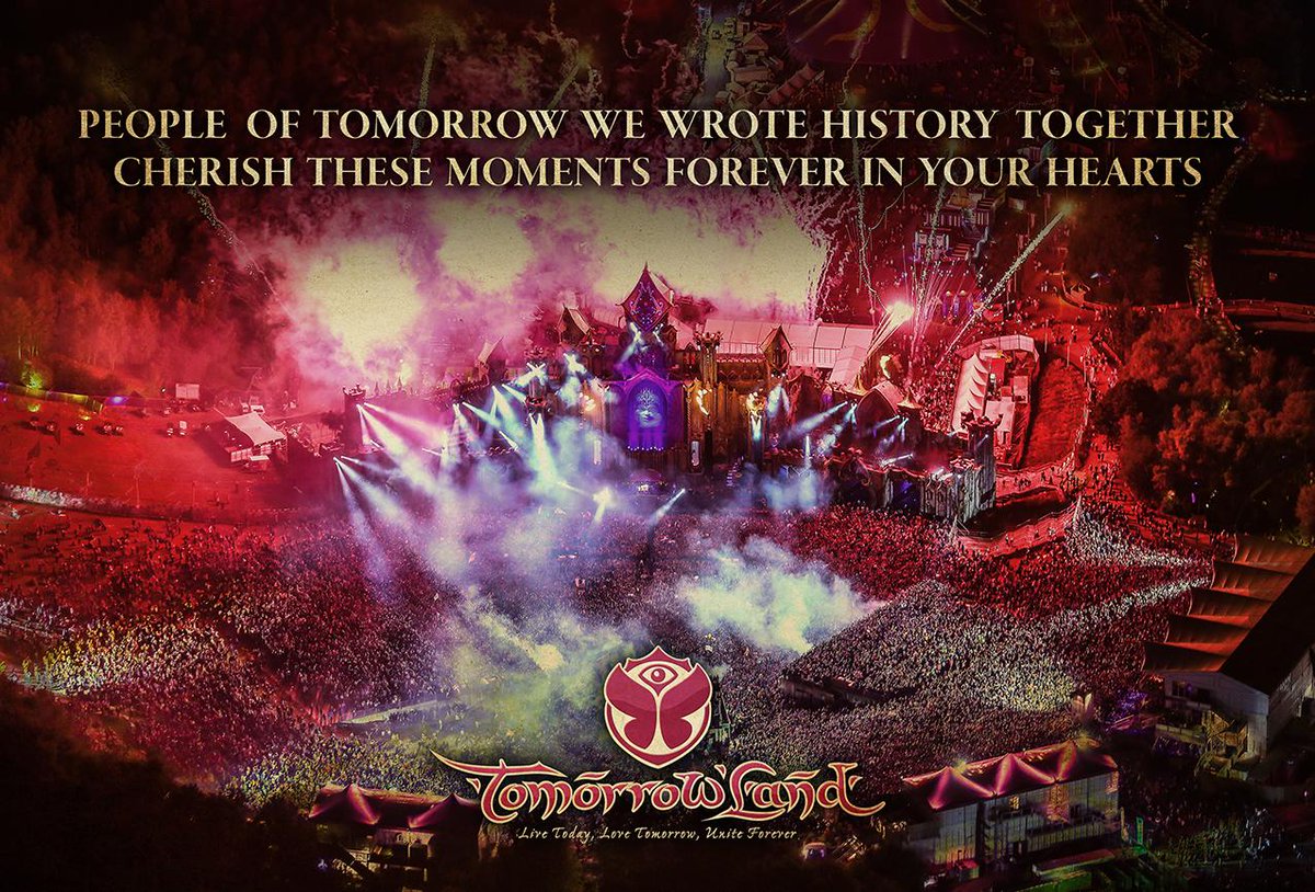 tomorrowland's tweet photo. People of Tomorrow, we wrote History together. Once again, you were wonderful. #Tomorrowland http://t.co/kkuyVPI202